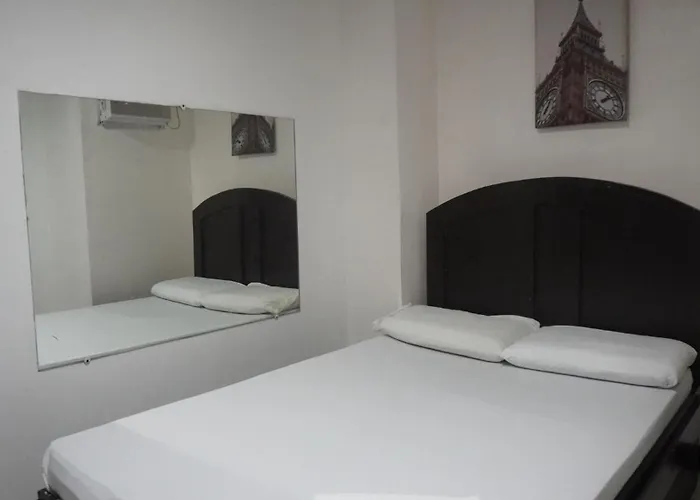 Hotel Reddoorz At Cosmo P Campa *