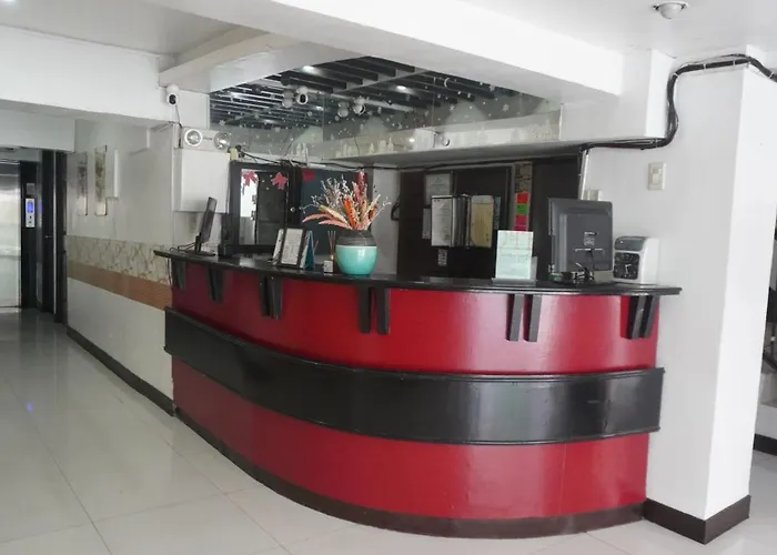 Reddoorz At Cosmo P Campa Hotel Manila